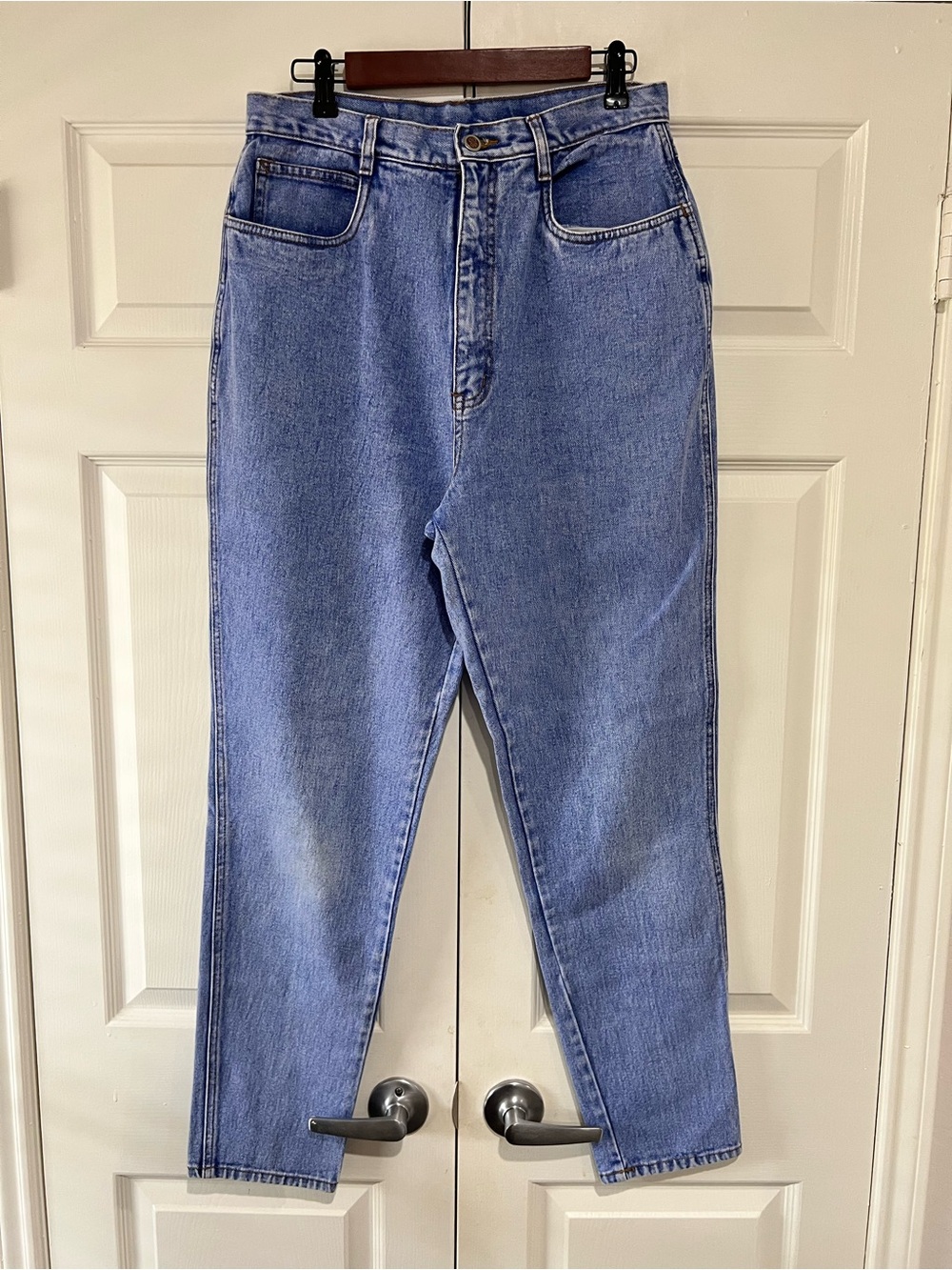 Vintage High-Waist Blue Women’s Jeans